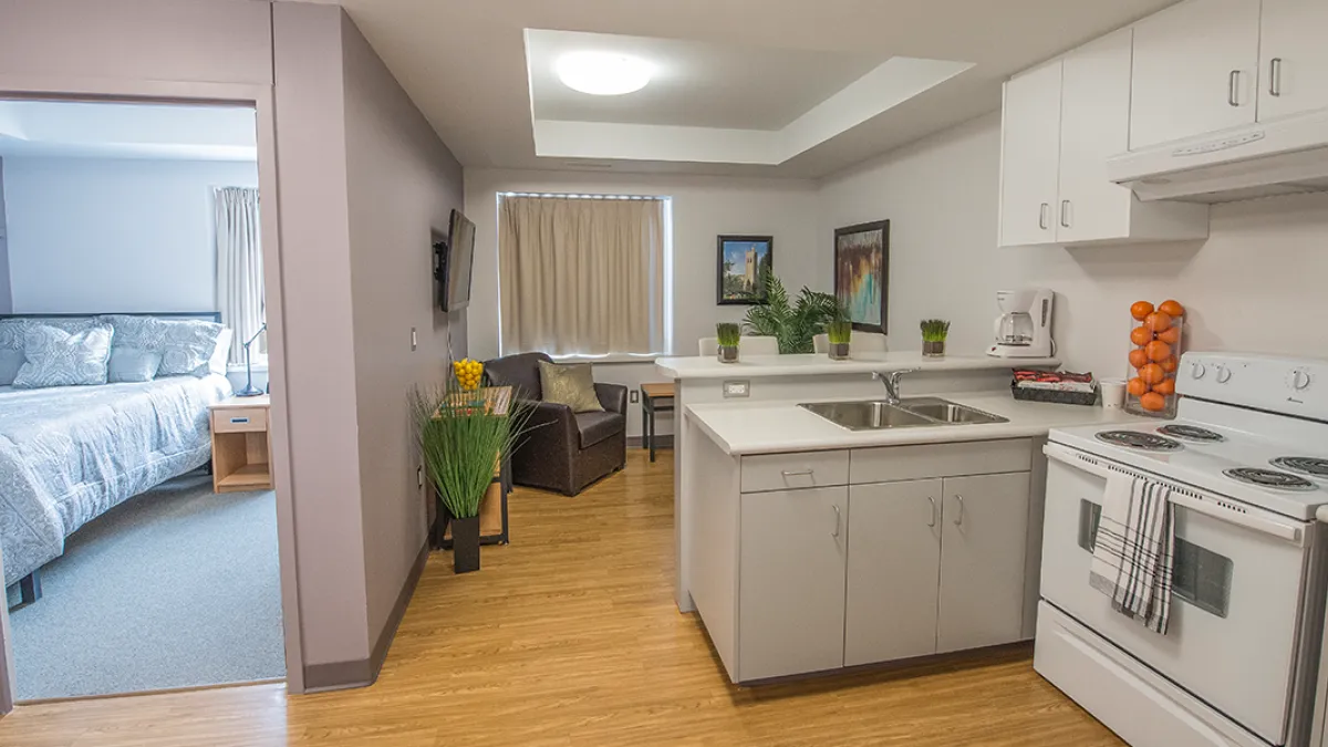 Ontario Hall Suite